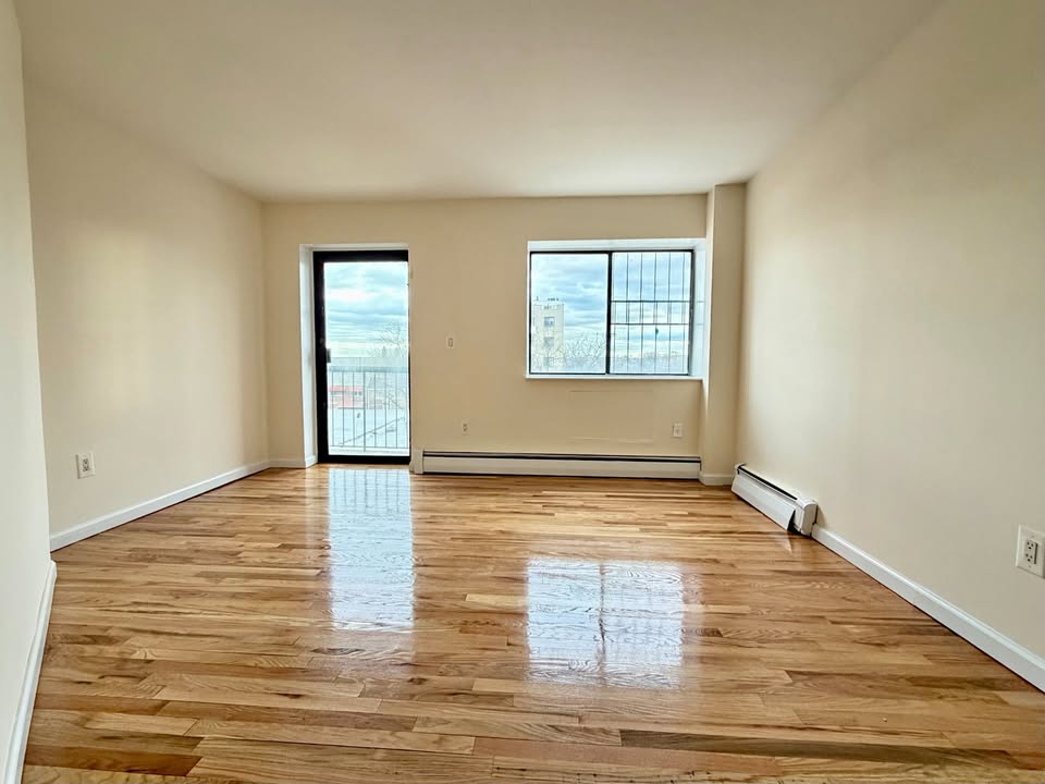 1 Bed 1 Bath Apartment/condo