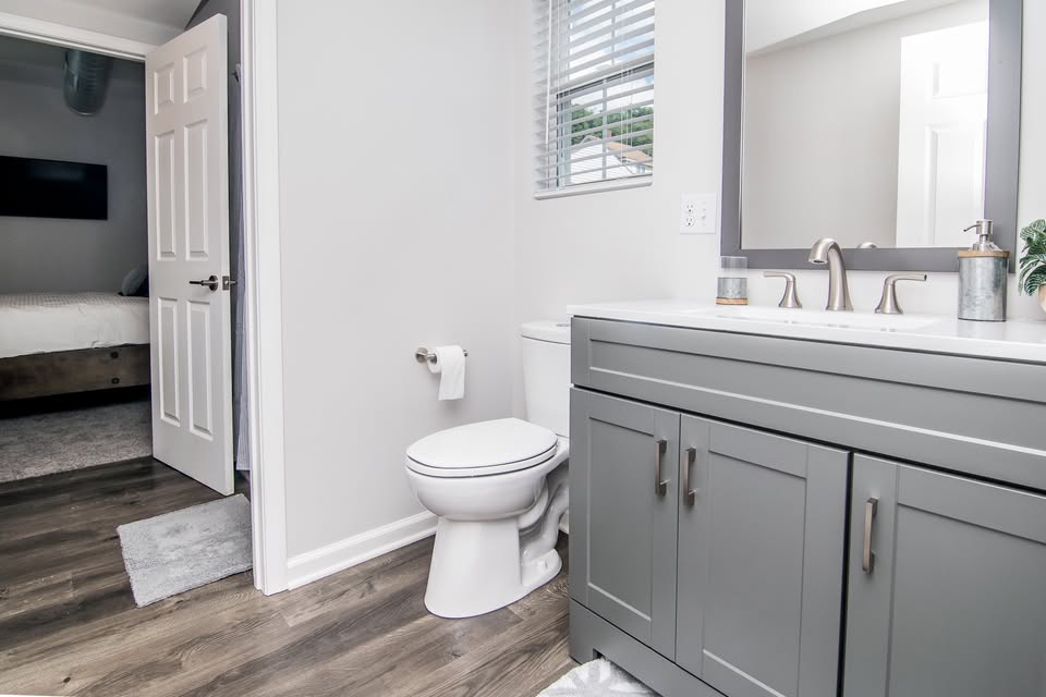2 Beds 2 Baths Apartment layout